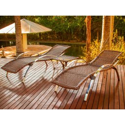 2 Espreguiçadeiras Caiobá e Mesa em Alumínio - Piscina, Jardim - Tabaco - 4