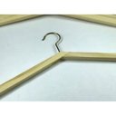 Ver imagem 2 de Kit 12 Cabides de Madeira Natural sem Vara