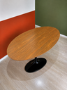 Ver imagem 2 de Mesa de Jantar Oval 140x90cm Freijó - Base Saarinen Preto
