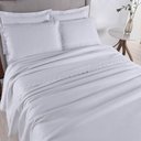 Ver imagem 2 de Colcha Queen Home Madrid com Bordado Inglês 300 Fios 3 Peças - Branco