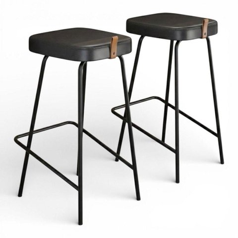 Kit 02 Banquetas Altas Cozinha e Área Gourmet Vik Estofada Couríssimo Preto - Desk Design