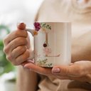 Ver imagem 2 de Caneca Letras Iniciais L Marsala