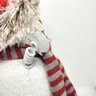 Boneco de Neve Corpo Metal Mola Balanço Com Gorro e Cachecol 36cm - Magizi - 5
