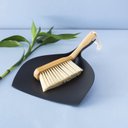 Ver imagem 4 de Escova de bambu e pá para limpeza - Oikos