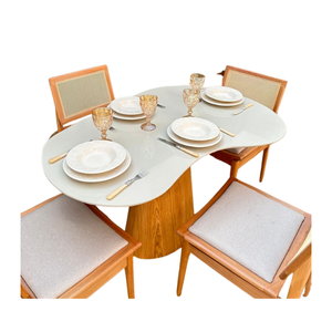 Mesa de Jantar Cone Orgânica Beca 140x90cm Madeira Freijó e Offwhite