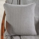 Ver imagem 4 de Kit Manta e Almofada Decorativa para Sofá Waffle 100% Algodão 120x150cm Platina