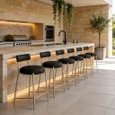 Ver imagem 1 de Banqueta Cozinha Média com Encosto Industrial Champanhe Kit 6 Londres PU Preto D03 - D'Rossi