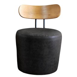 Puff Poltrona Vênus com Encosto de Madeira Sintético Preto - 1