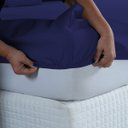 Ver imagem 2 de Lençol de Casal 1 Peça com Elástico Premium Percal de Microfibra 400 Fios Liso:azul Escuro