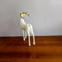Ver imagem 5 de Rena Decorativa em Pé Resina Branca