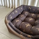 Ver imagem 3 de Cama para Cachorro Toca Quadrada em Corino + Poliéster Marrom Claro Lv Grande (g) 50 X 50 X 50 Cm