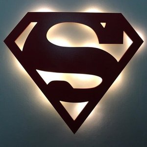 Luminária em MDF Superman led branco quente - BRANCO FRIO