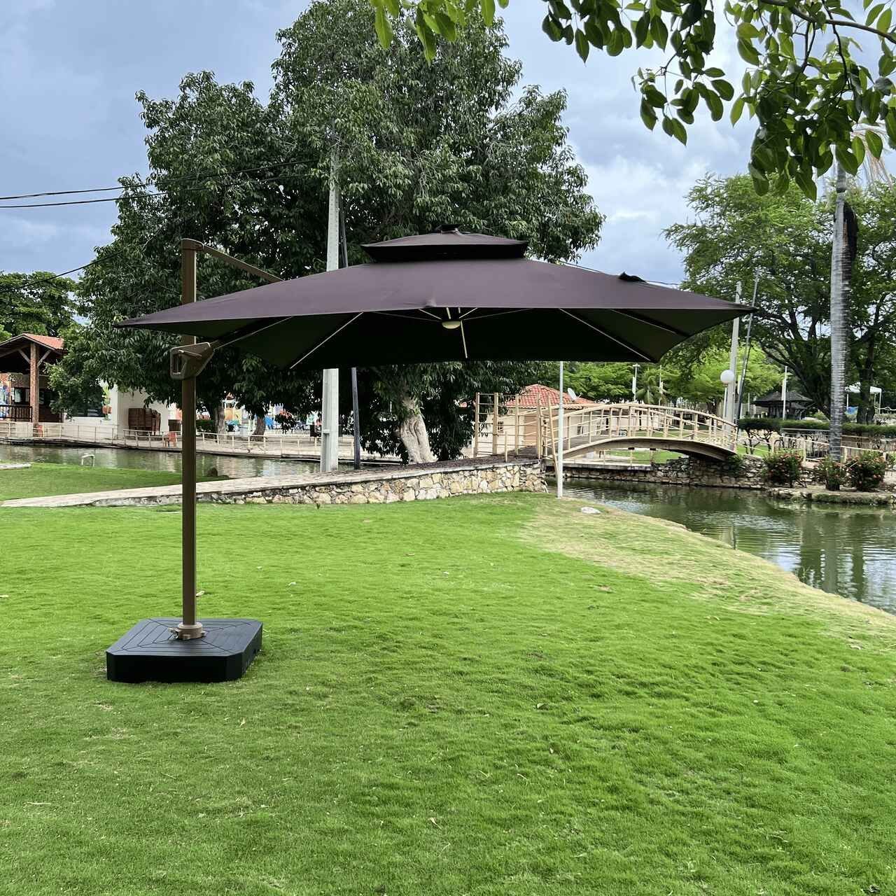 Ombrelone Guarda Sol Gold Led Alumínio Marrom Café 2,5 X 2,5 C/ Base em 100 L - 13