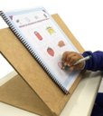 Ver imagem 5 de Prancheta Inclinável Montessoriana para Leitura e Desenho A4