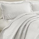 Ver imagem 2 de Colcha Matelassê - 150 Fios - Casal - com Porta Travesseiros - Milão - Branco - Corttex