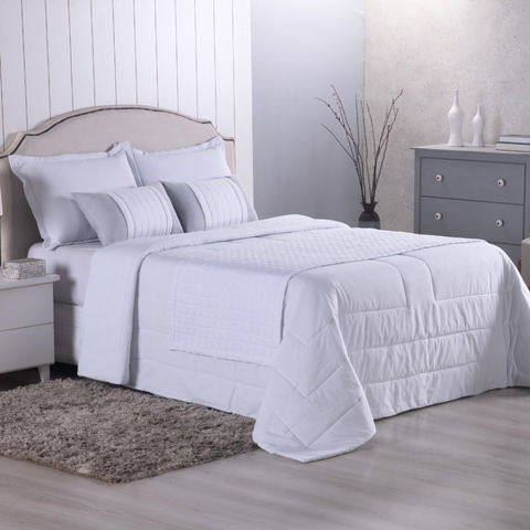 Kit Peseira de Cama Copacabana 5 Peças Queen Percal 300 Fios Acompanha Almofadas Cheias (Branco)