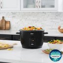 Ver imagem 6 de Panela Elétrica de Arroz Oster Diamondtech Black CKSTRCB7DFBLK017 1,2L 700W Preto 220V