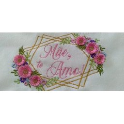 Toalha Bordada de Mão Lavabo com Flores em Relevo Mãe Te Amo. Cor: Branco. Marca: Dohler Artesanalle - 3