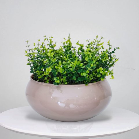 Arranjo de Folhagem Verdinho Artificial e Vaso Bege Grande