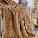 Ver imagem 2 de Cobertor Misty Queen Manta Ultrasoft Alto Relevo Favo Extra Macia - Caramelo