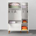 Ver imagem 7 de Kit Quarto Infantil Theo com Pés Retrô Mel - Berço + Cômoda 3 Gavetas + Guarda-roupa 3 Portas + Polt