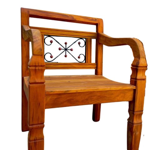 Jogo de Banco Madeira Demolição Detalhes em Ferro