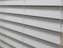 Ver imagem 6 de Persiana Horizontal Pvc Forest Branca (Largura 60 X 160 cm Altura) 50mm – Grossa Tipo Madeira