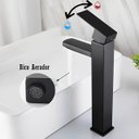 Ver imagem 2 de Torneira Gourmet Slim Quadrada para Banheiro Lavabo Lavatorio Preta Bica Alta Aerador Monocomando