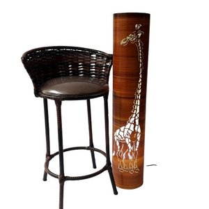 Luminária de Chão Coluna Girafa 96cm PVC