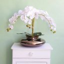 Ver imagem 1 de Arranjo de Flores Artificiais | Orquídeas Brancas Artificial no Vaso Terrário Bronze
