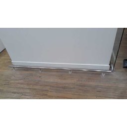Barra de piso para proteção de balcão de aço inox  medida 1 metro com Ponteira Reta - Barracerta - 4