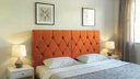 Ver imagem 1 de Cabeceira Estofada Cama de Casal Queen 1,60 X 55 Cm Modelo Paris Laranja