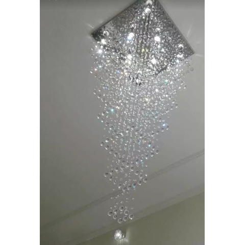 Lustre de Cristal para Pé Direito Duplo,vão de Escada Base de Inox 70x70 Cm com 1,5 M de Altura