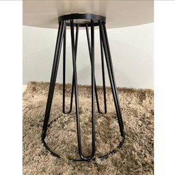 Mesa de Jantar Rubi Branca com Base de Metal Preta - 11