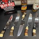 Ver mais imagens de Faca Larga Picanheira 10' Inox Artesanal Churrasco Cabo Misto Trabalhado Madeira Osso Resina