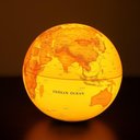 Ver imagem 4 de Luminaria Globo Terrestre Decorativa com Led e Movimento Automatico Mapa Mundi Vintage para Escritor