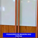 Ver mais imagens de Guarda-Roupas 6 Portas 6 Gavetas sem Espelho Urban com Pés Cinamomo/Off White