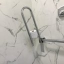 Ver imagem 3 de Barra de Apoio Para Sanitário Articulada Com Papeleira