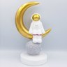 Astronauta Sentado Na Lua Decorativo De Resina - 1