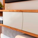 Ver imagem 4 de Painel Home Suspenso Egeu para Tv até 65 Polegadas Off White Matte-freijo Off White Matte-freijo