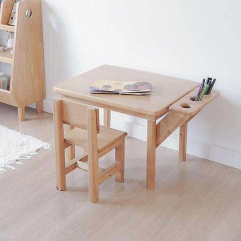 Mesa com Cadeira Infantil Alecrim em Madeira Amêndoa