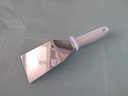 Ver imagem 3 de Espátula Longa Curva 8 De Inox Chapeiro Hambúrguer Pizza