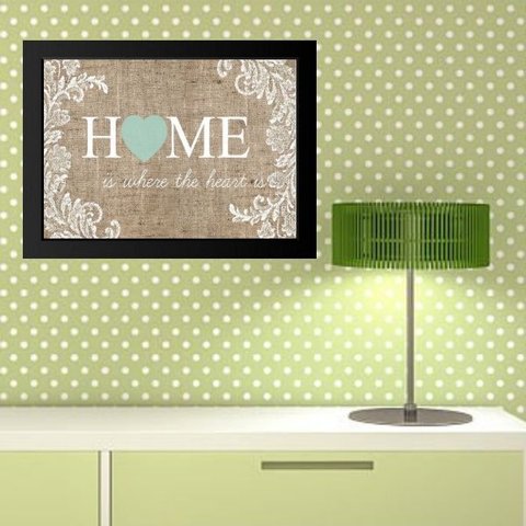 Quadro Home - Is Where The Heart Is 33x24cm - com Vidro:moldura Preta
