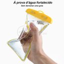 Ver imagem 2 de Capa Bolsa a Prova Dágua Impermeável Universal para Celular - Amarelo