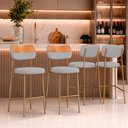 Ver imagem 1 de Kit 4 Banquetas Alta Sala de Jantar Lisa Pés Champanhe Linho/PU Cinza/Caramelo m² - Monari Design