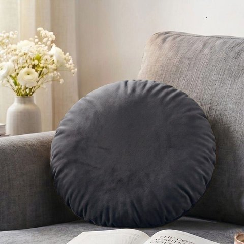 Almofada Redonda Veludo Premium 35cm Decorativa com Zíper e Enchimento - Cinza Chumbo