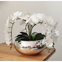 Ver imagem 3 de Arranjo Com 4 Orquídeas Brancas Realistas Vaso Prateado