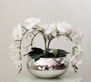Ver imagem 4 de Arranjo Com 4 Orquídeas Brancas Realistas Vaso Prateado
