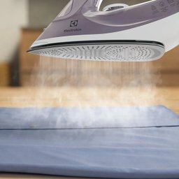 Ferro de Passar a Vapor e a Seco Electrolux Lavanda Experience com Vapor Vertical e Powervapour (esi - 4