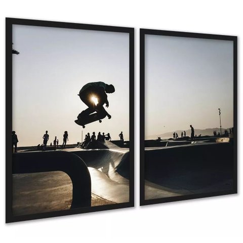 Kit 2 Quadros Skatista Manobra Aérea Pista 24x18cm - com Vidro:moldura Preta
